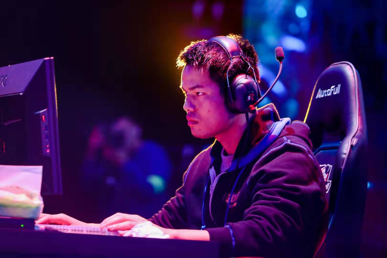 16男足开 16男足开