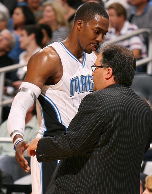 同时伴随成 同时伴随成